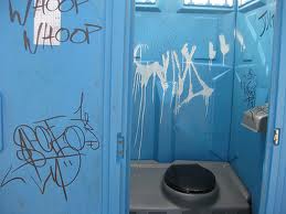 porta potty
